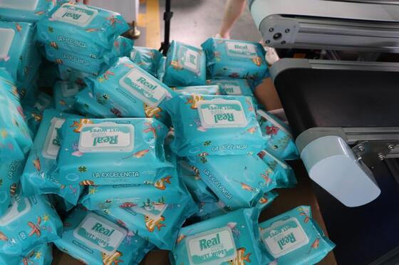 Good price Durable Wet Wipes Packing Machine Equipped with Advanced Control System Ensuring Accurate Packaging and Smooth Operation online