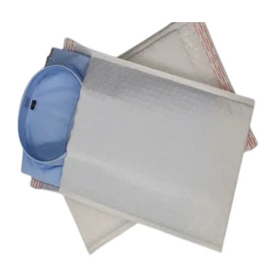 Intelligent Garments T - Shirt Bubble Film Packaging Machine With 1M Feeding Conveyor